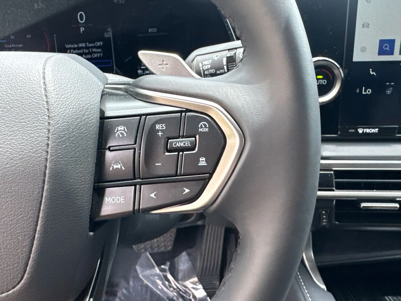 2025 Lexus RX 350 - Photo 27