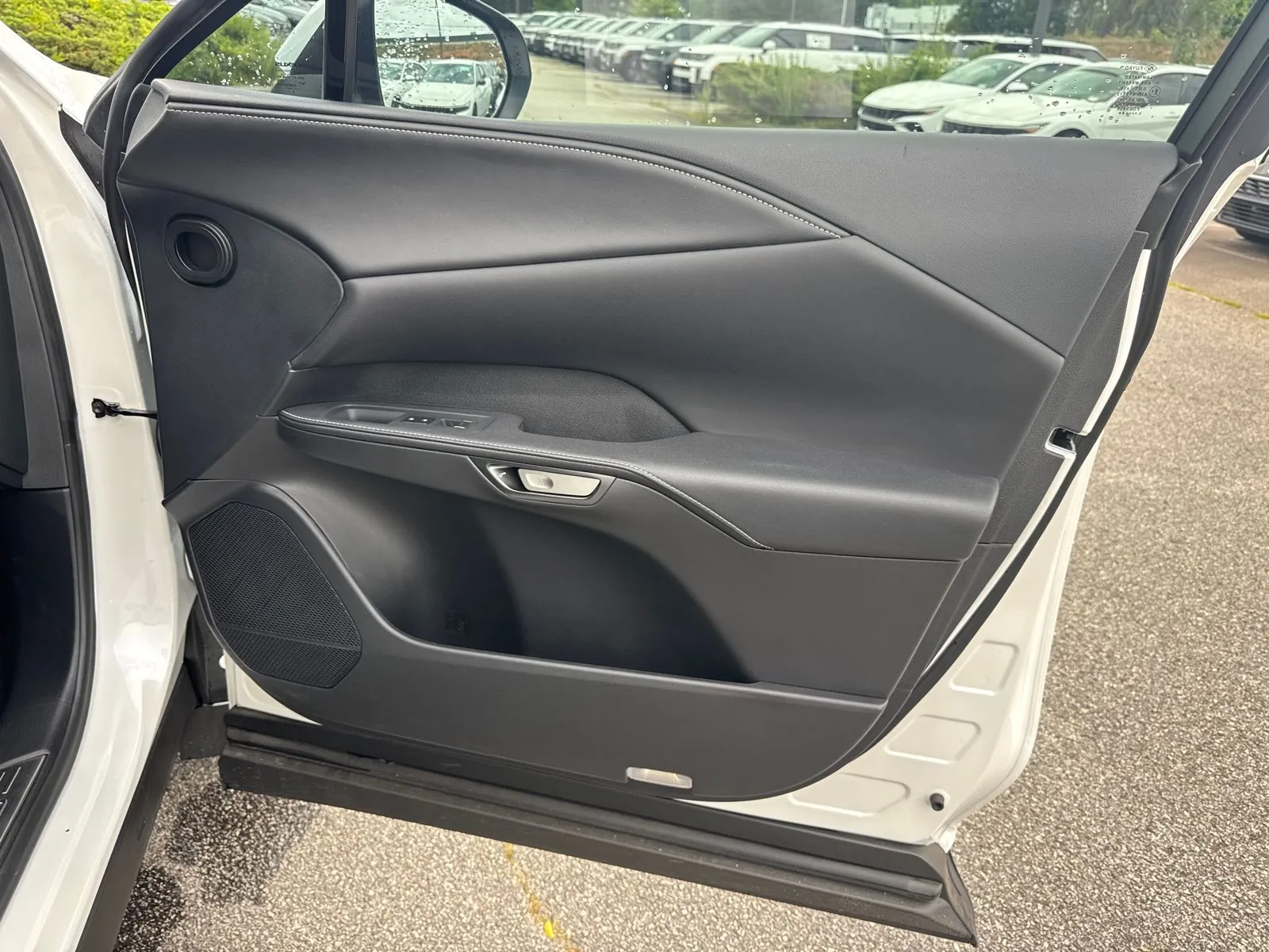2025 Lexus RX 350 - Photo 14