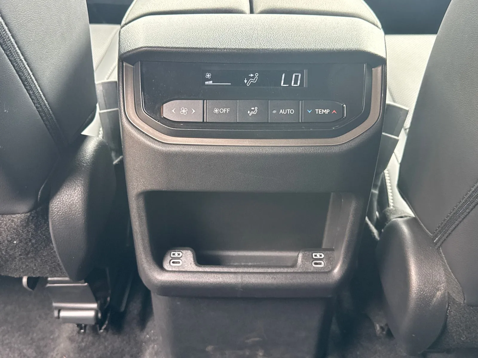 2024 Lexus TX 350 - Photo 25