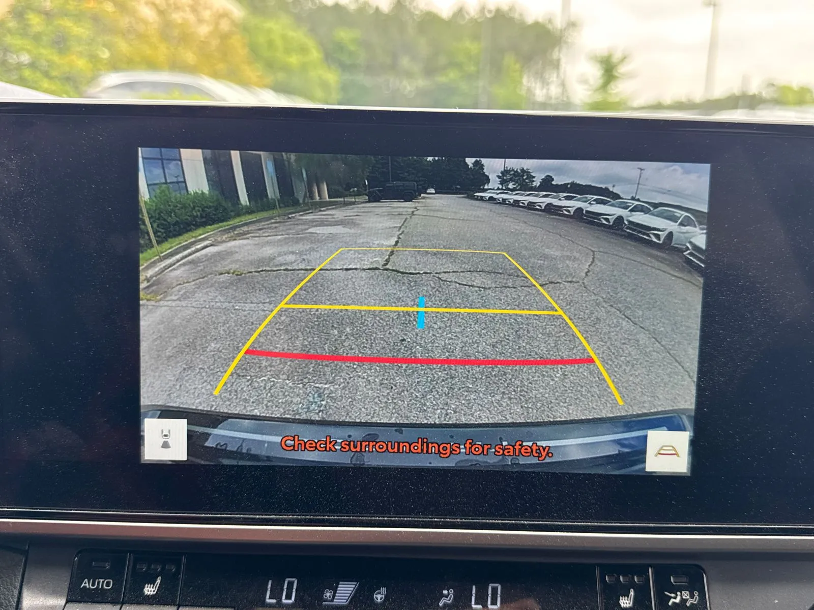 2025 Toyota Camry XLE - Photo 29