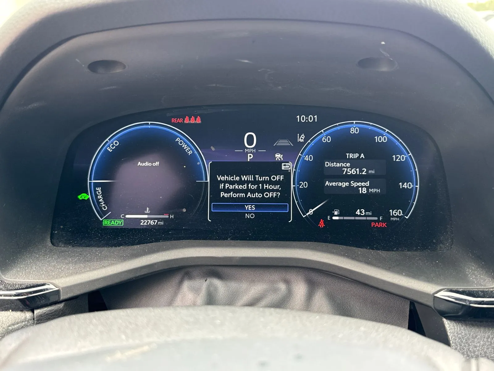 2025 Toyota Camry XLE - Photo 27