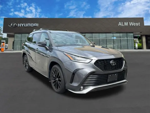 Another view of 2024 Toyota Highlander XSE for sale in Lithia Springs, GA at ALM Hyundai West