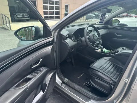 Silver 2024 Hyundai Tucson SE for sale in Lithia Springs, GA
