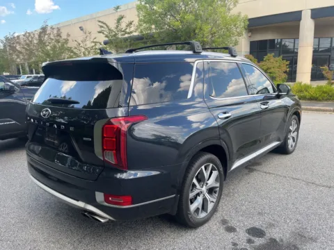 More photos of 2021 Hyundai Palisade Limited at ALM Hyundai West, GA