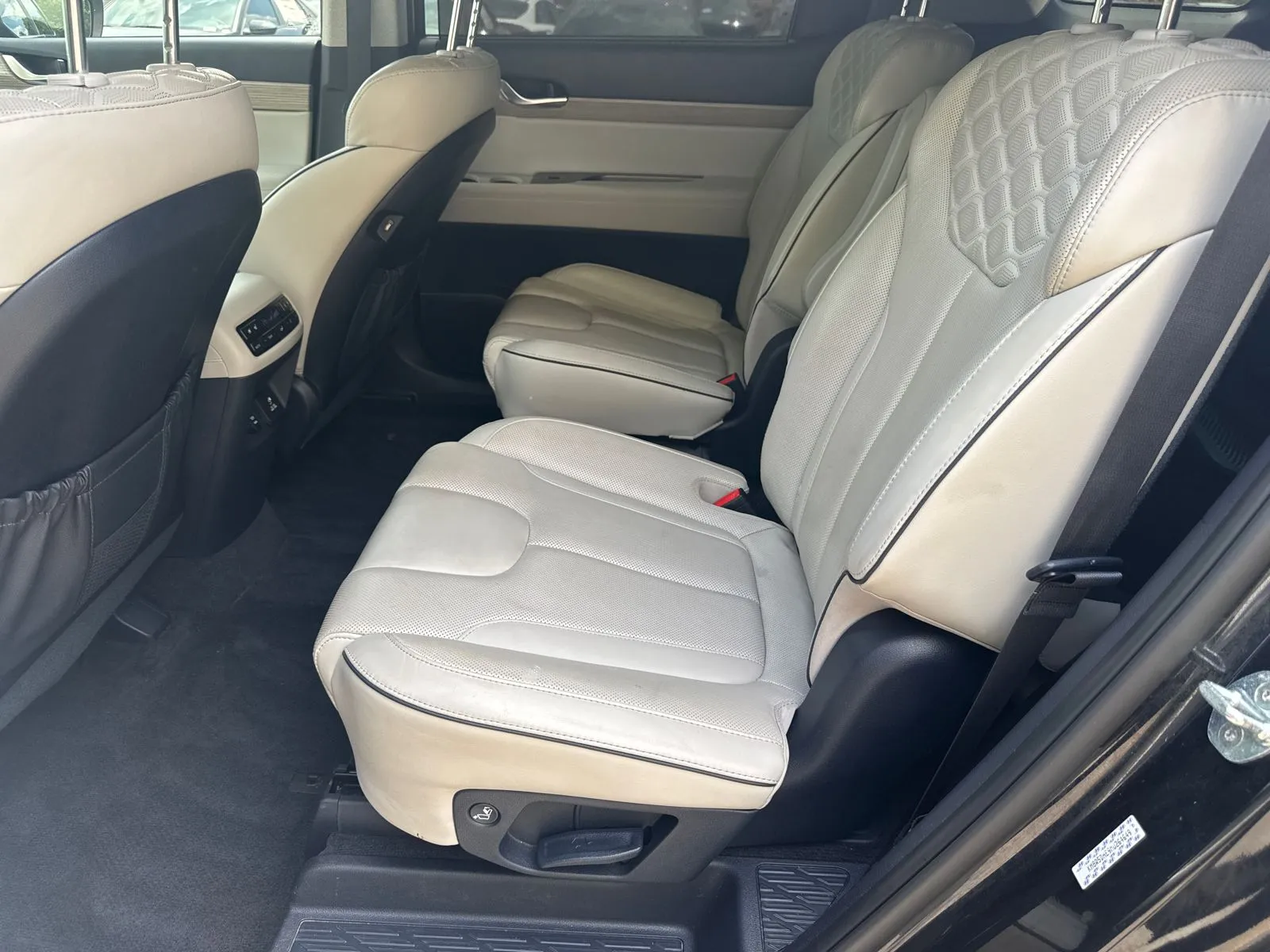 2021 Hyundai Palisade Limited - Photo 21