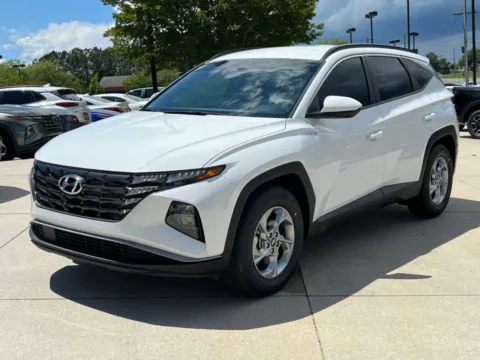 White 2024 Hyundai Tucson SEL for sale in Lithia Springs, GA