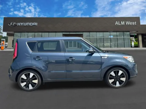 More photos of 2015 Kia Soul Exclaim at ALM Hyundai West, GA