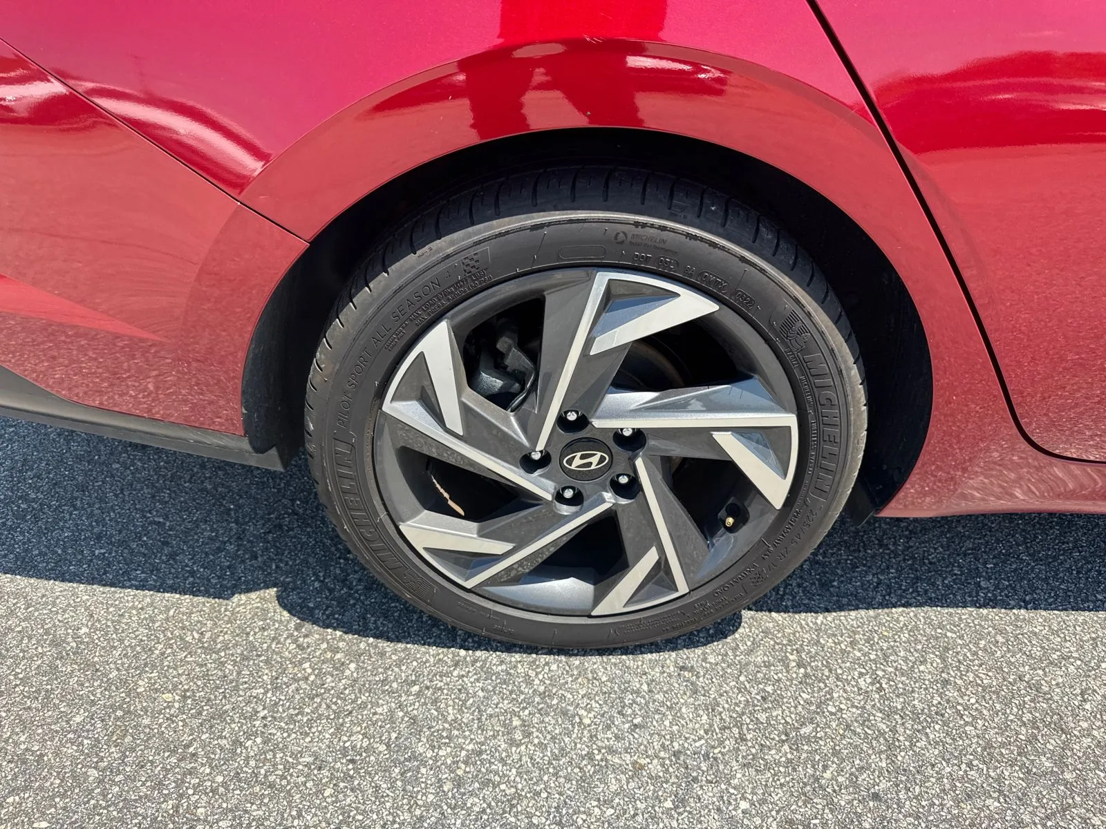 2024 Hyundai Elantra SEL - Photo 17