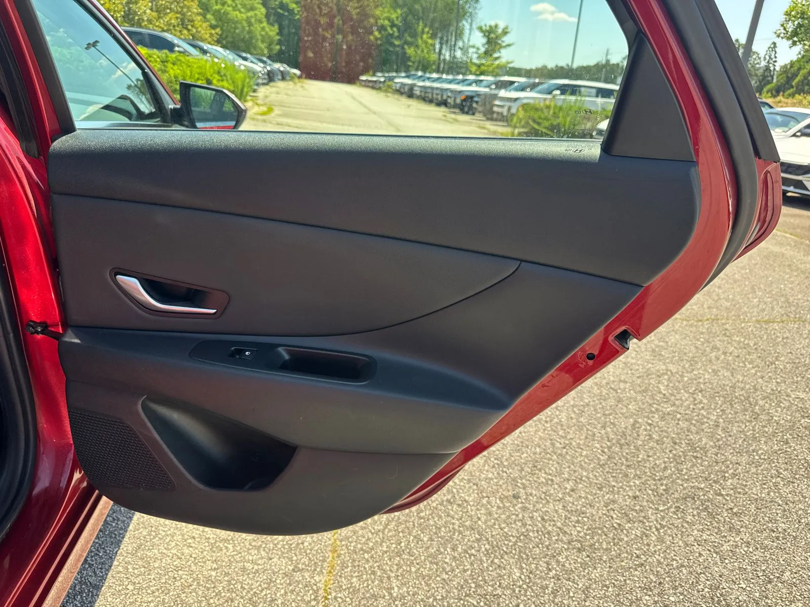 2024 Hyundai Elantra SEL - Photo 16