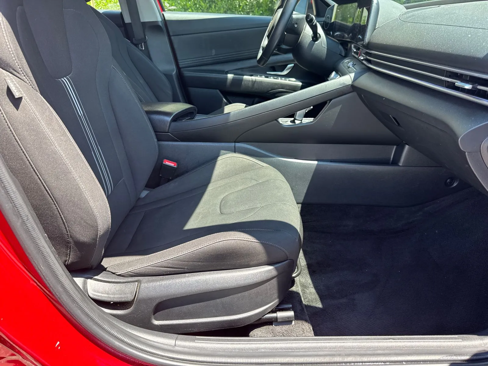 2024 Hyundai Elantra SEL - Photo 13