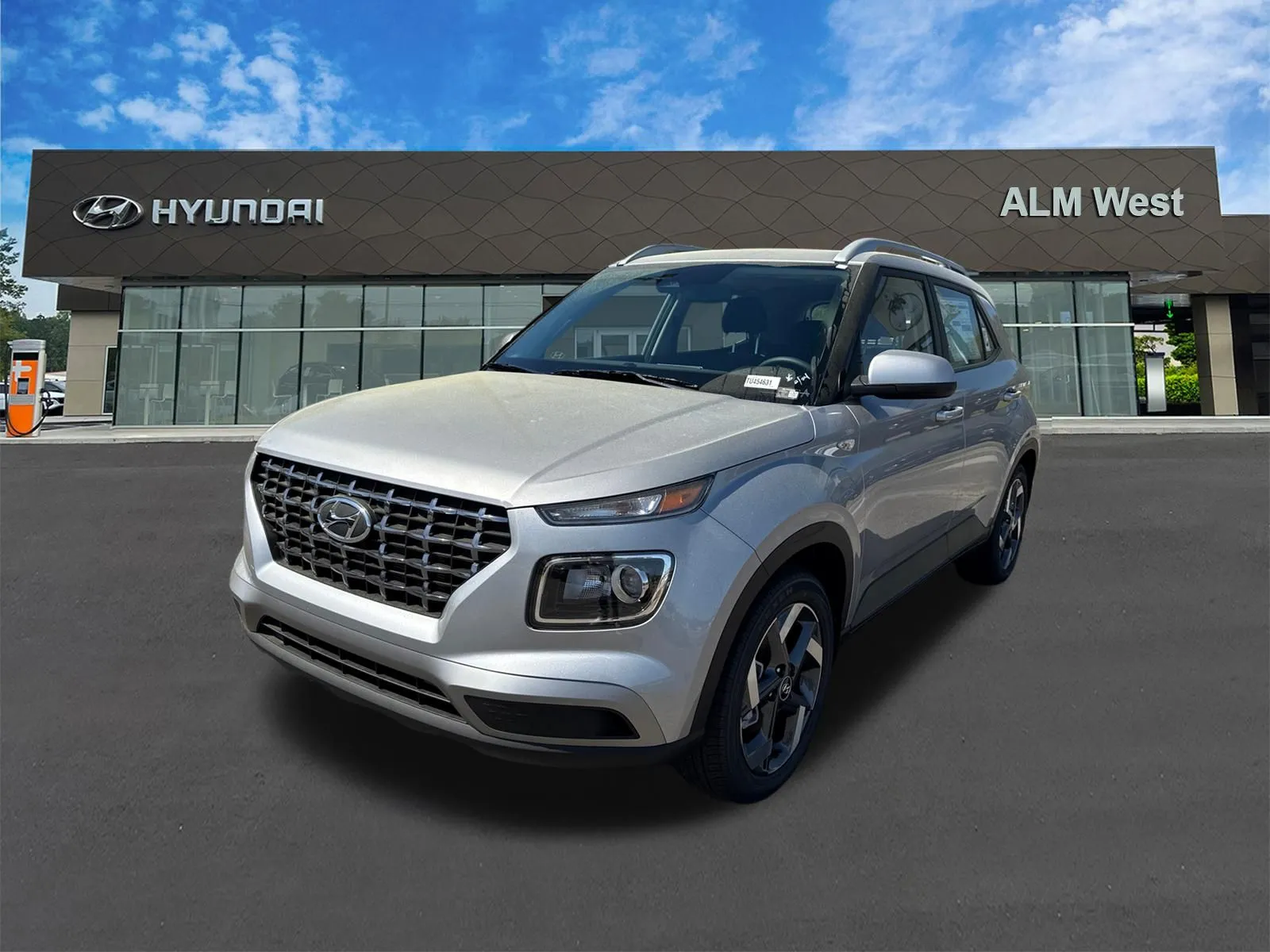 2026 Hyundai Venue SEL w/ 2-Tone Roof IVT's photo