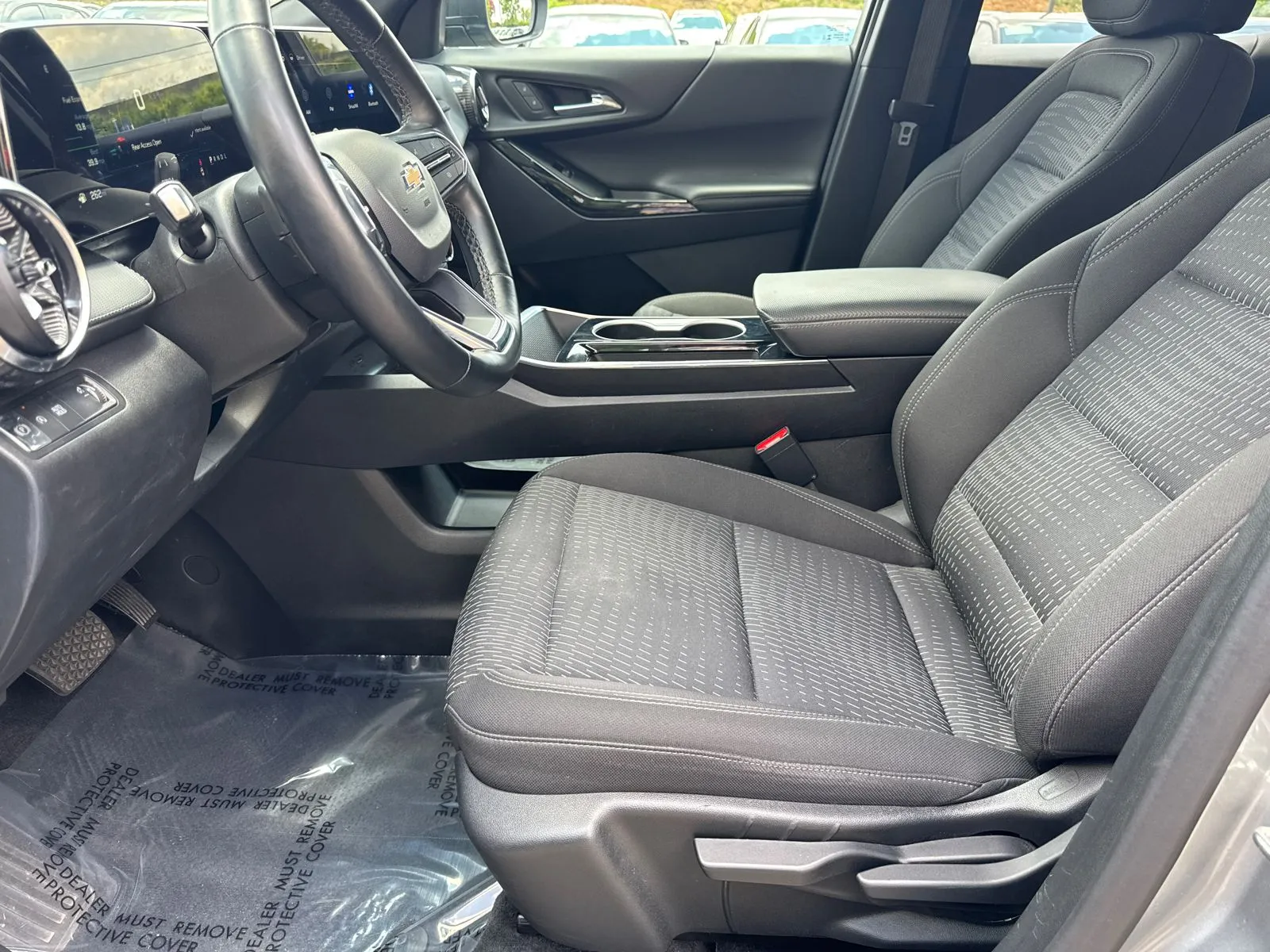 2025 Chevrolet Equinox LT - Photo 9