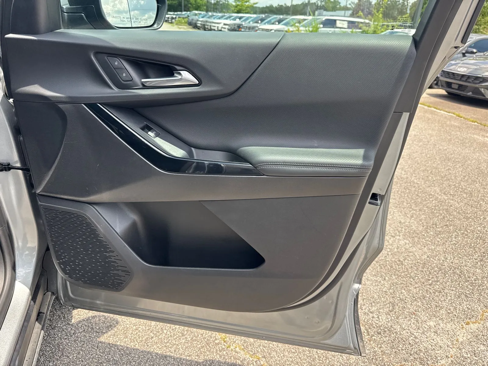 2025 Chevrolet Equinox LT - Photo 14