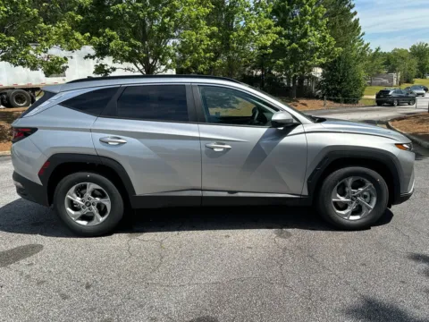 More photos of 2024 Hyundai Tucson SEL at ALM Hyundai West, GA