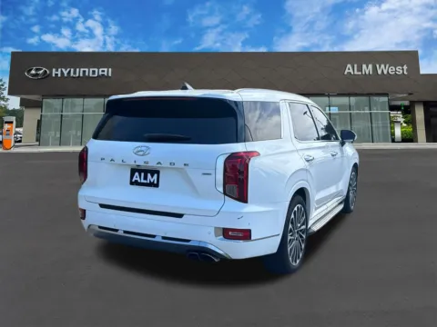 More photos of 2022 Hyundai Palisade Calligraphy at ALM Hyundai West, GA