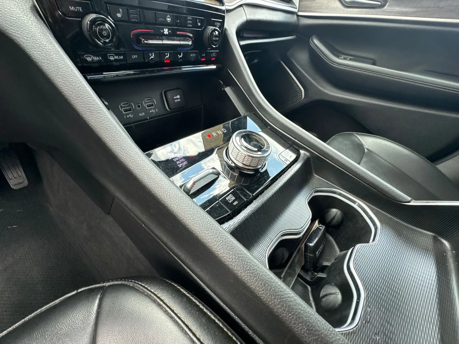 2024 Jeep Grand Cherokee 4xe - Photo 30