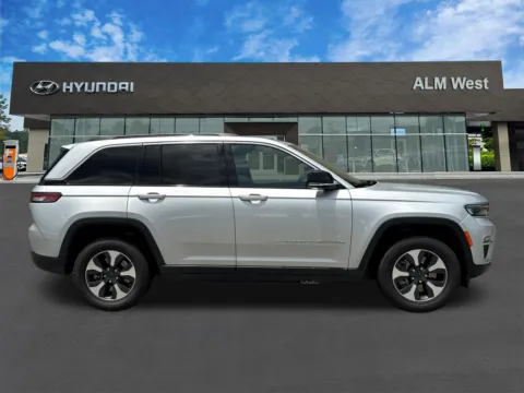 More photos of 2024 Jeep Grand Cherokee 4xe at ALM Hyundai West, GA
