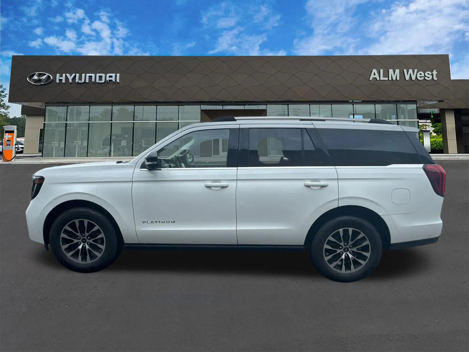 2025 Ford Expedition Platinum - Photo 8