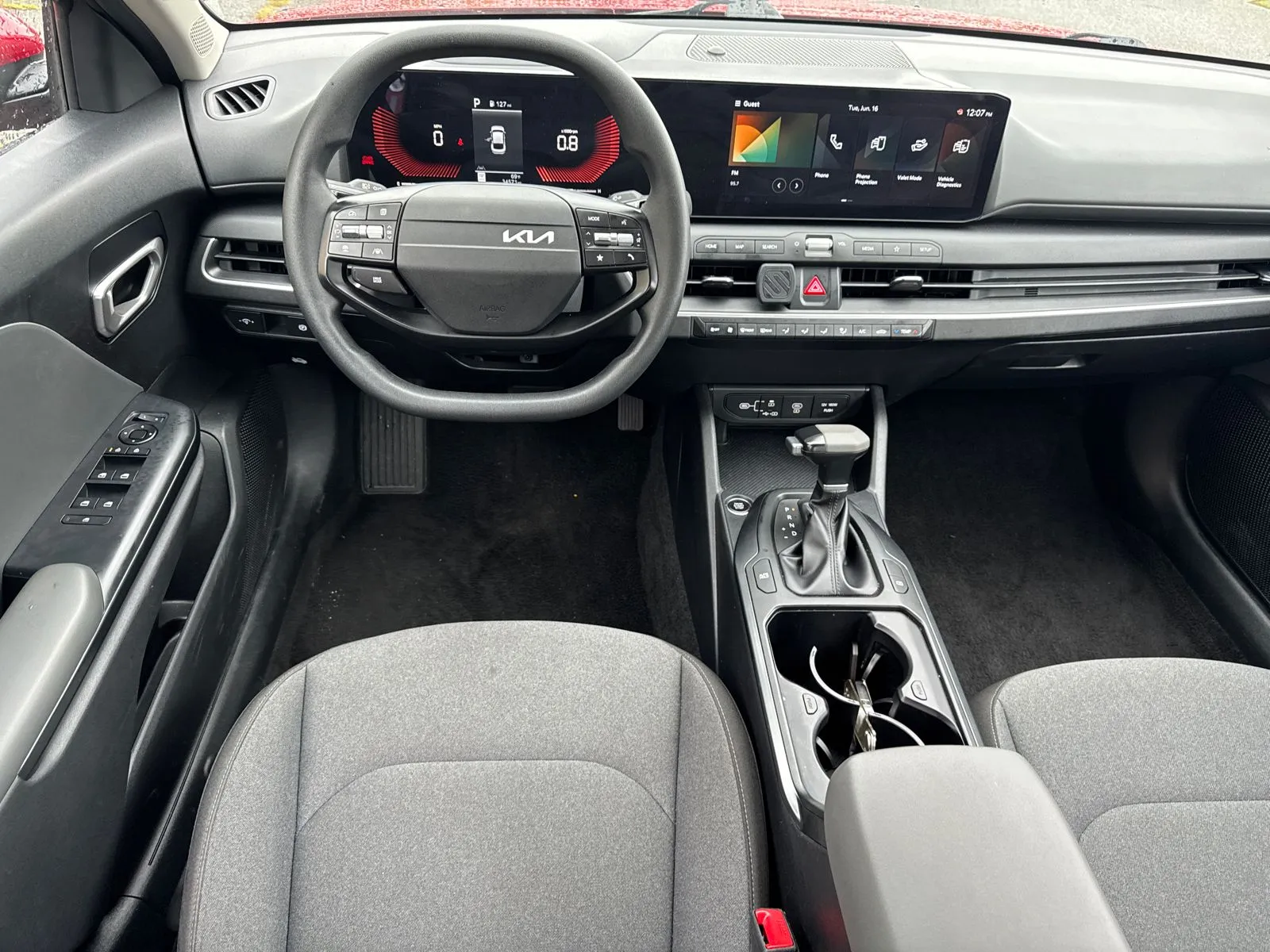 2025 Kia K4 LXS - Photo 22