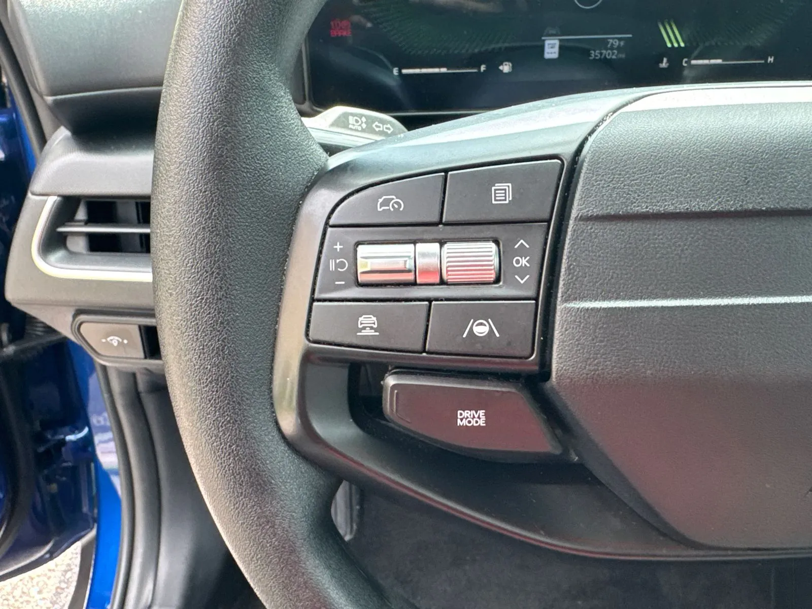 2025 Kia K4 LXS - Photo 25