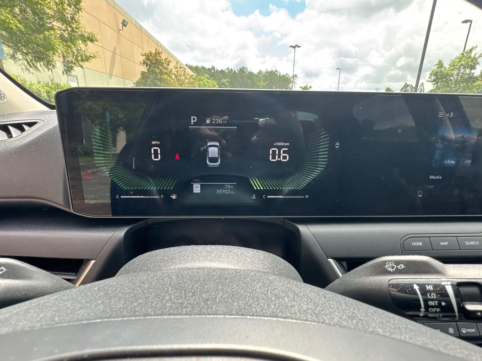 2025 Kia K4 LXS - Photo 27