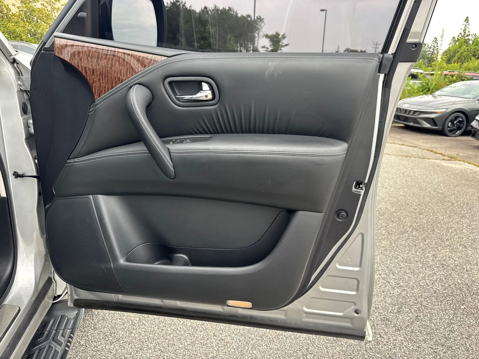 2019 Nissan Armada Platinum - Photo 14