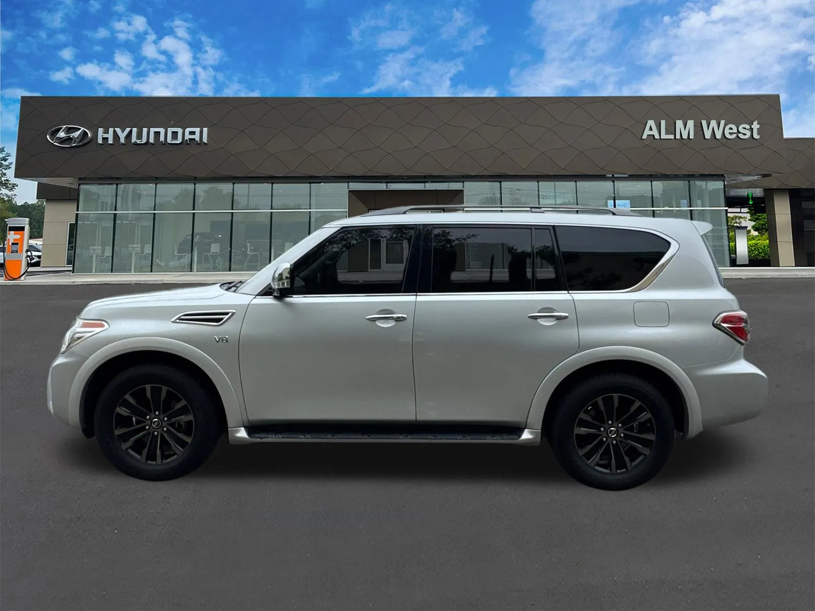2019 Nissan Armada Platinum - Photo 8