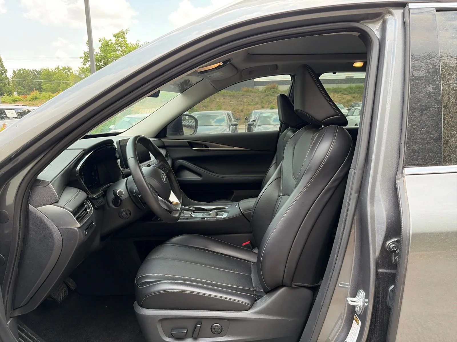 2024 INFINITI QX60 LUXE - Photo 9