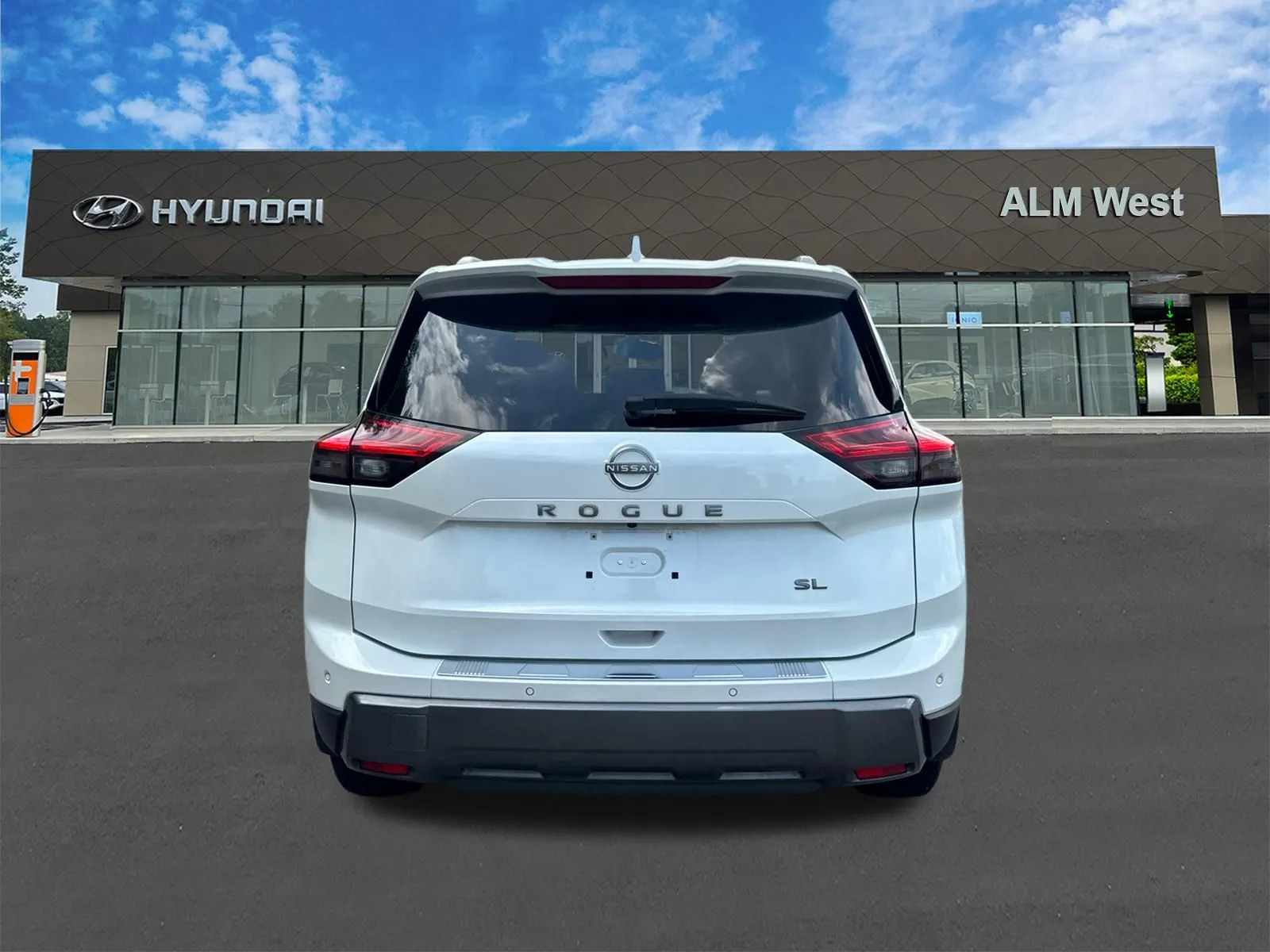 2024 Nissan Rogue SL - Photo 6