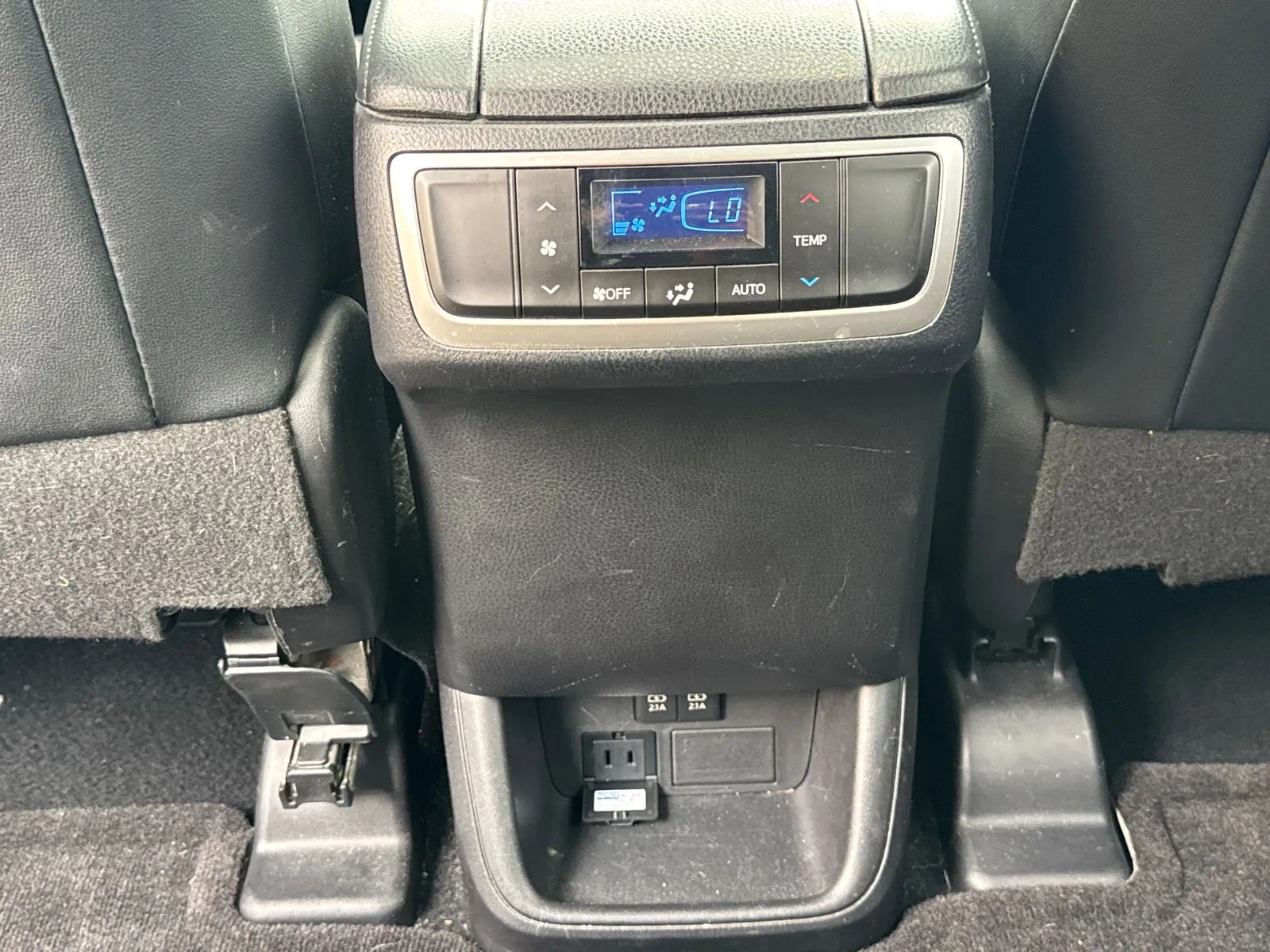 2018 Toyota Highlander XLE - Photo 25