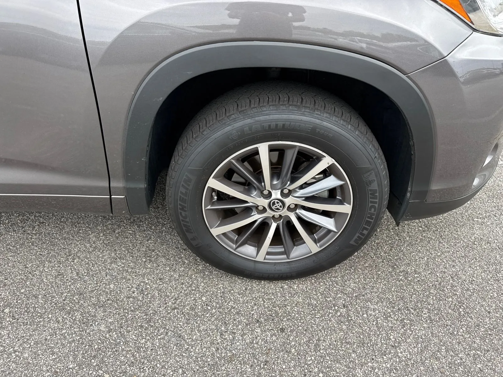 2018 Toyota Highlander XLE - Photo 12