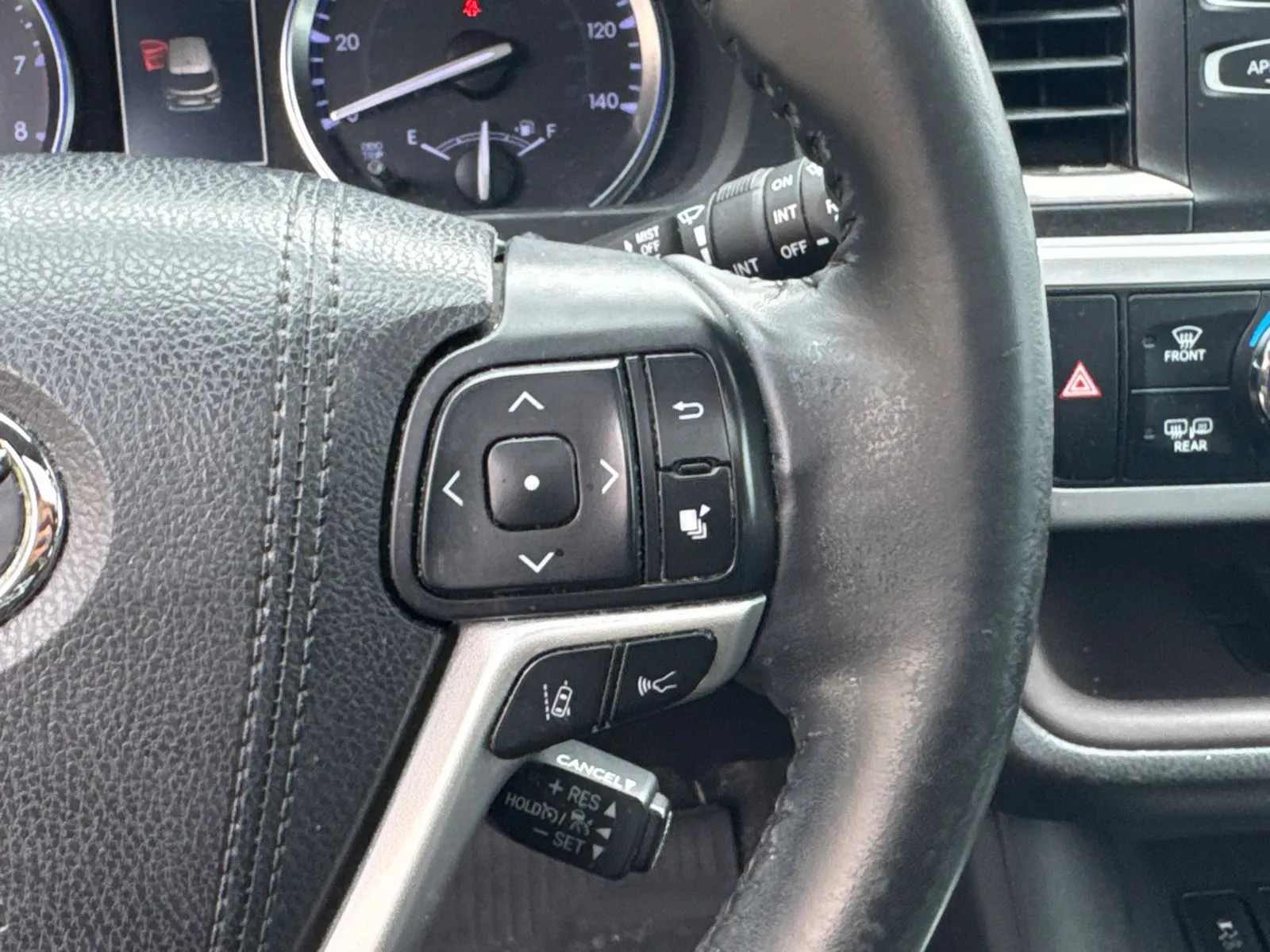 2018 Toyota Highlander XLE - Photo 27