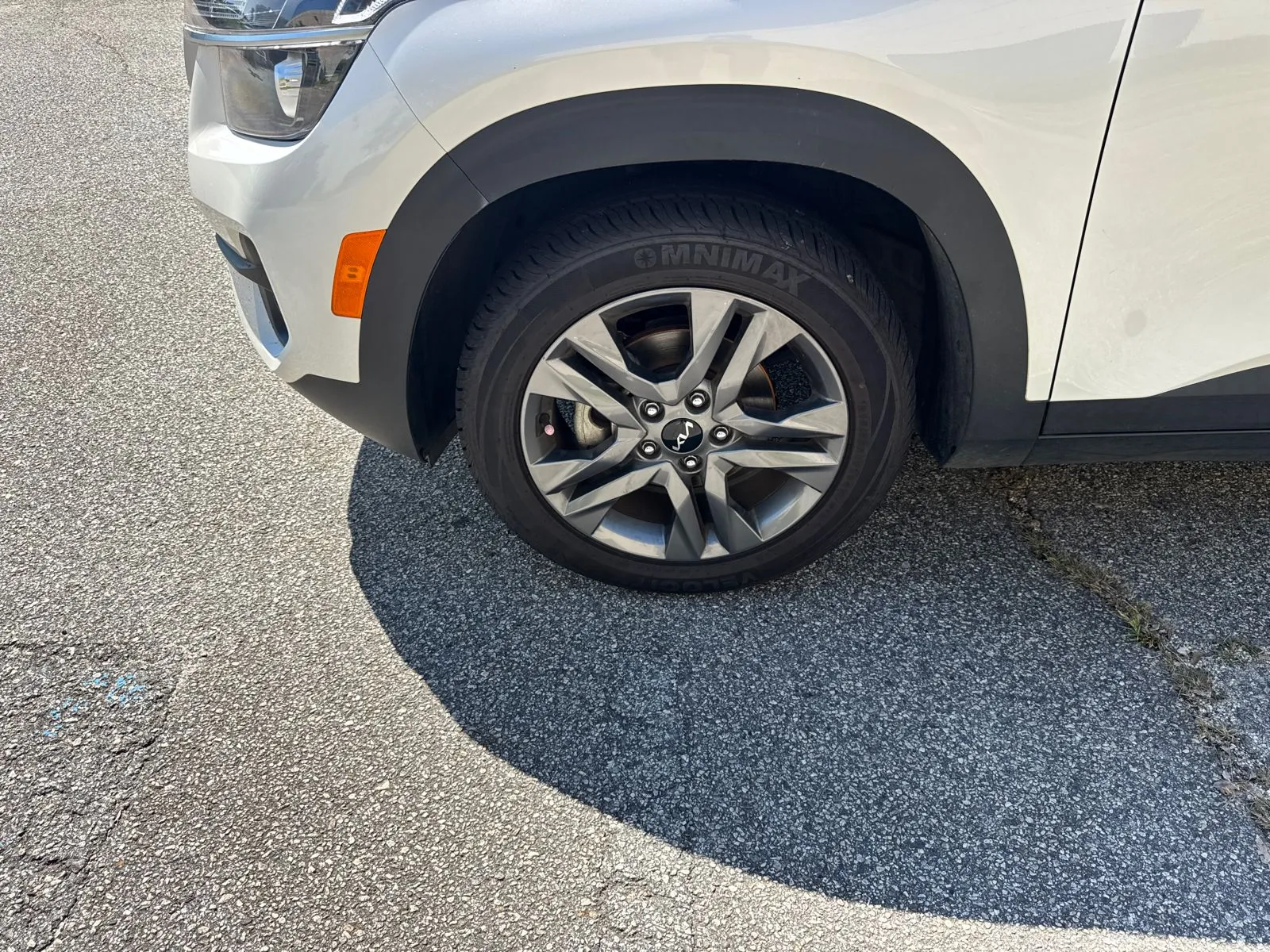 2023 Kia Seltos S - Photo 11