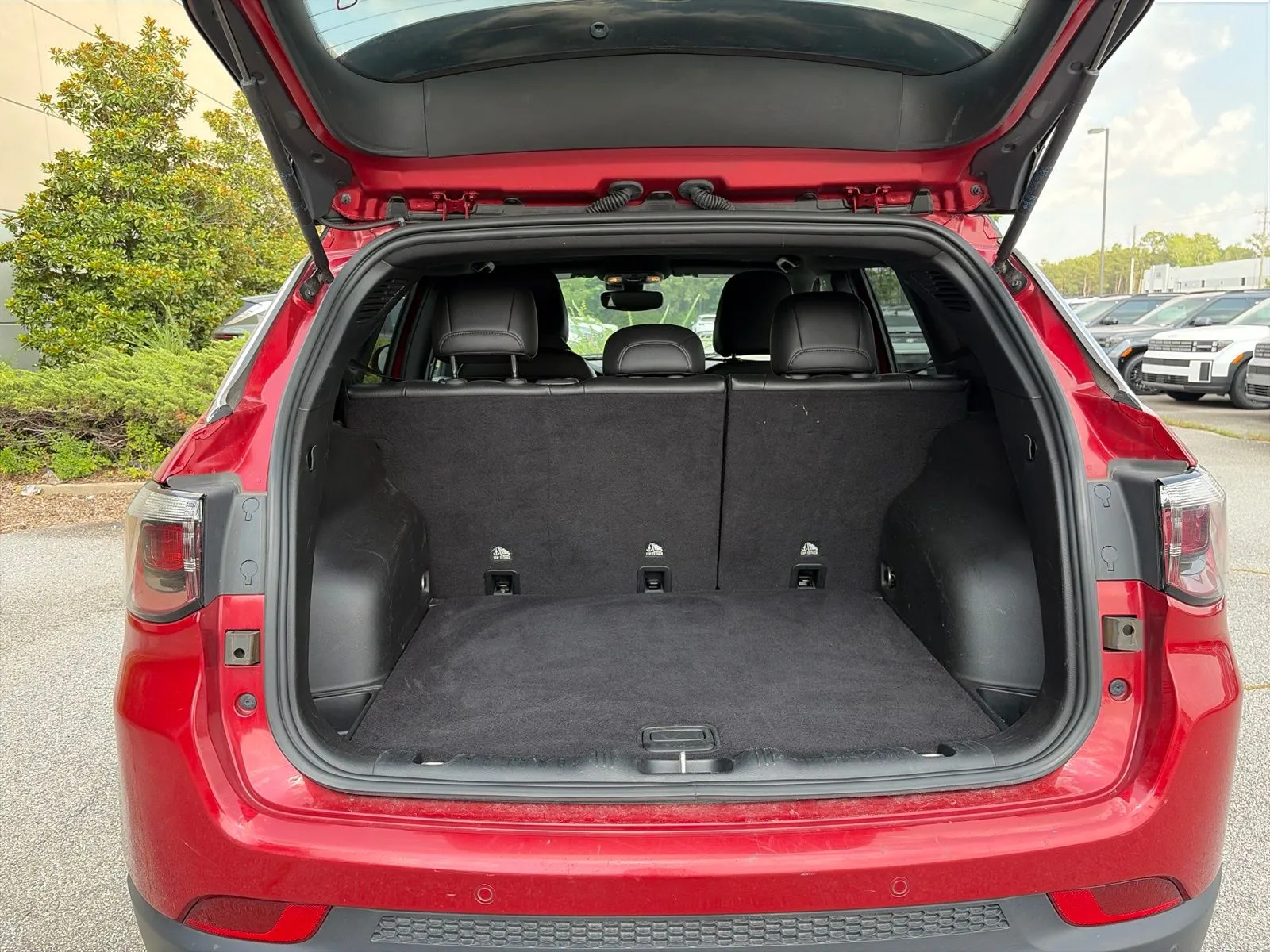 2025 Jeep Compass Limited - Photo 11