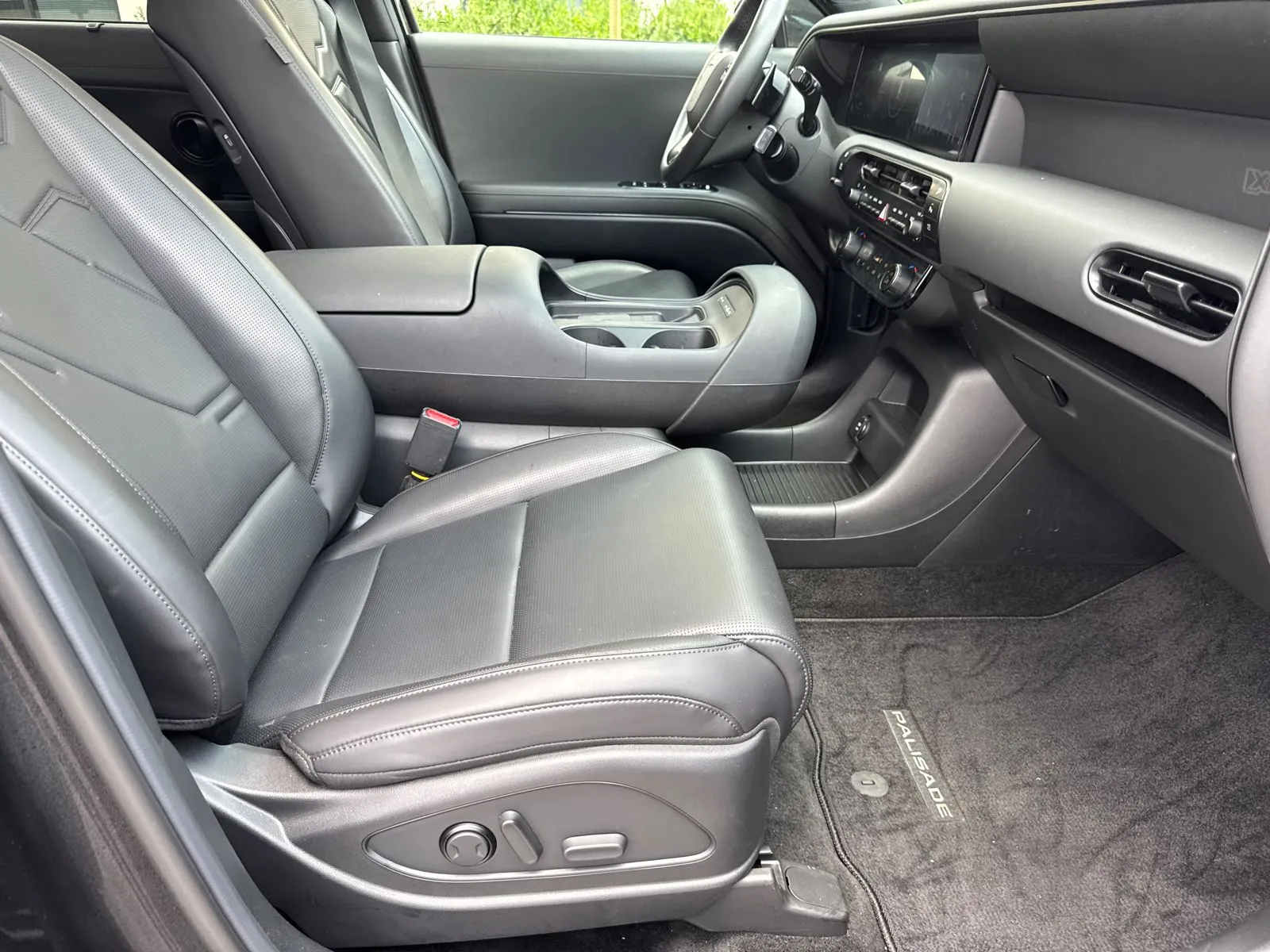 2026 Hyundai Palisade XRT Pro - Photo 13