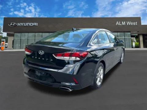 More photos of 2019 Hyundai Sonata SEL at ALM Hyundai West, GA