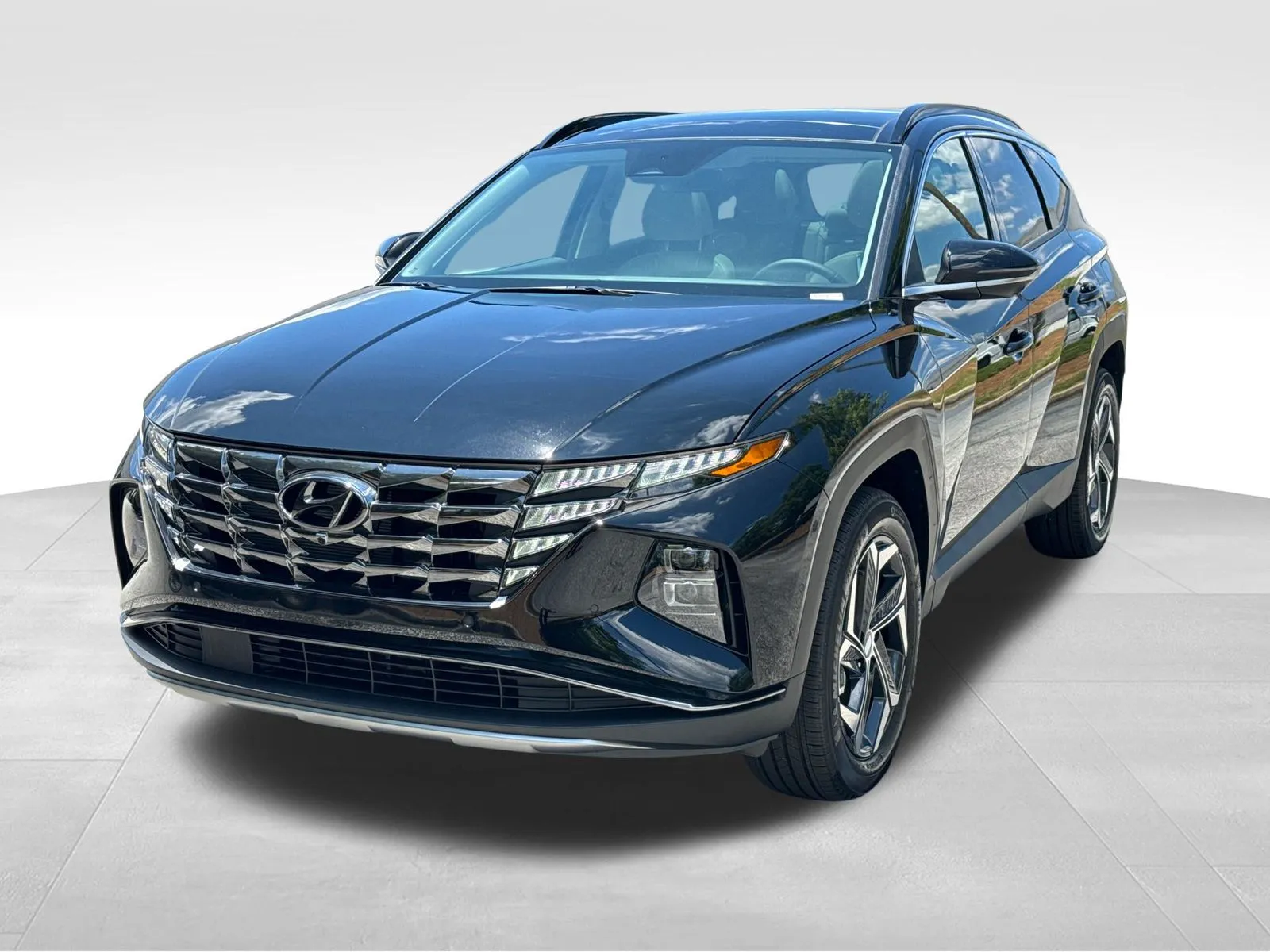 Black 2024 Hyundai Tucson Hybrid Limited for sale in Lithia Springs, GA