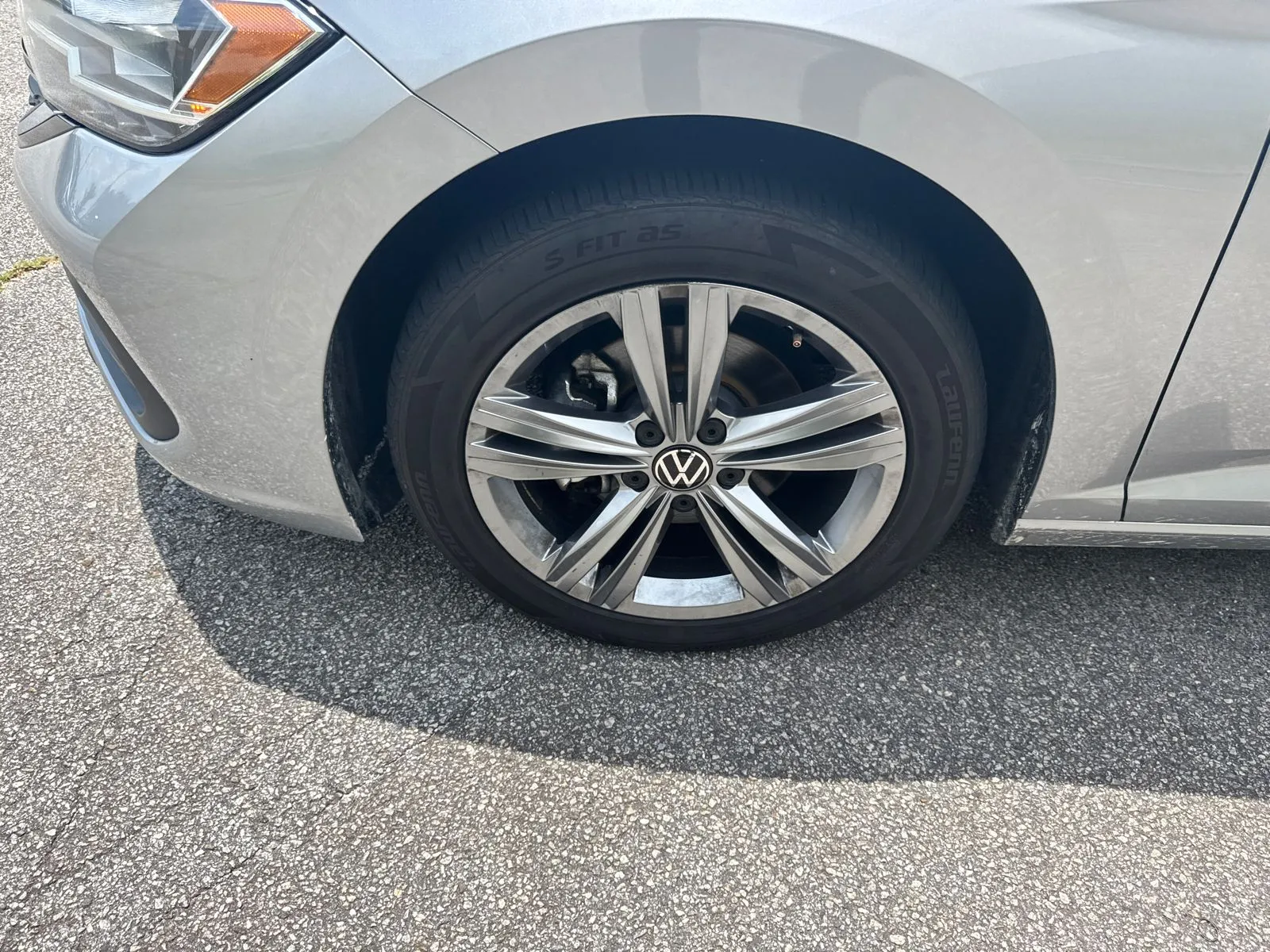 2024 Volkswagen Jetta SE - Photo 11