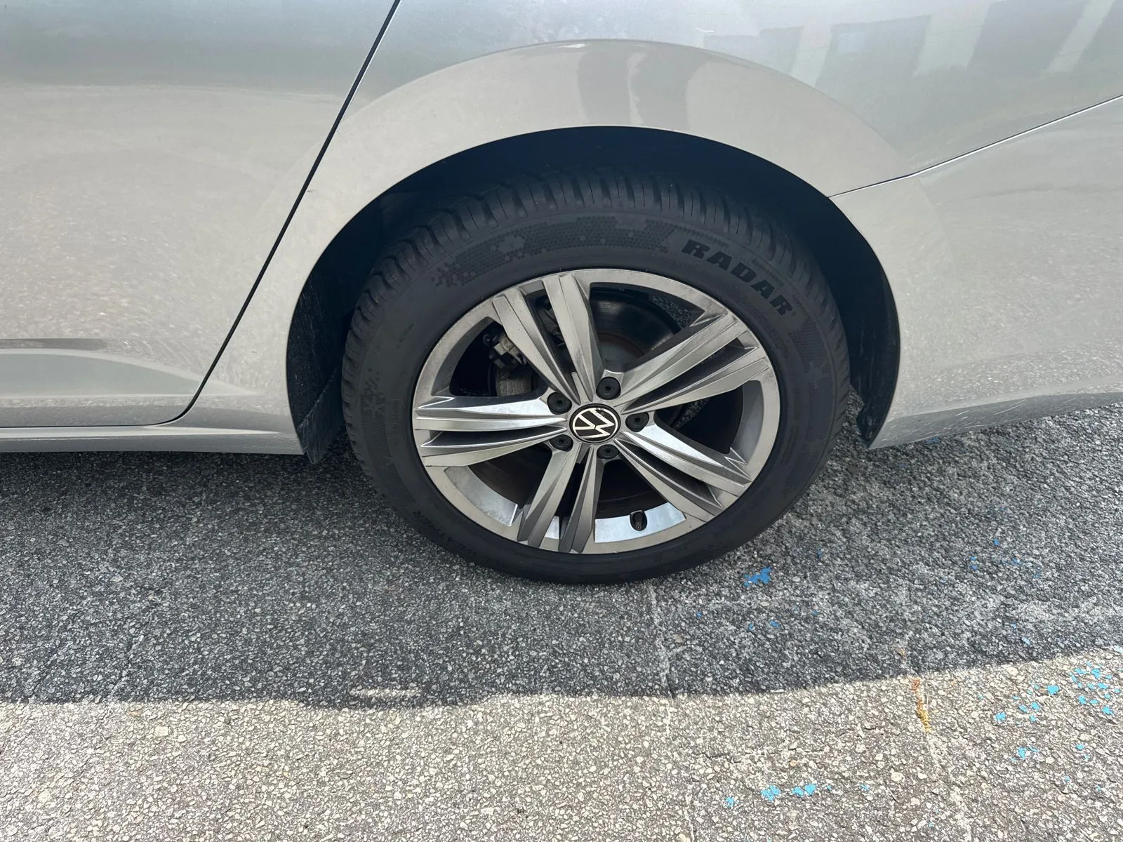 2024 Volkswagen Jetta SE - Photo 19