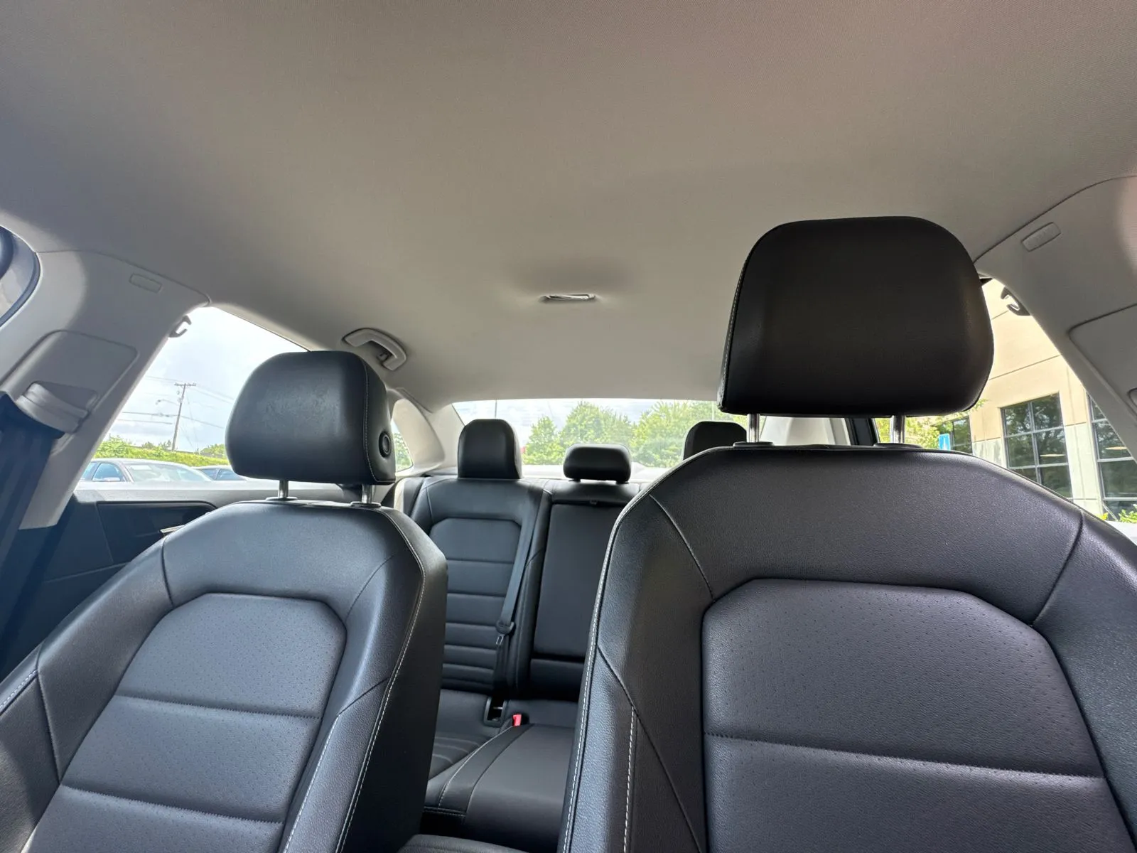 2024 Volkswagen Jetta SE - Photo 30
