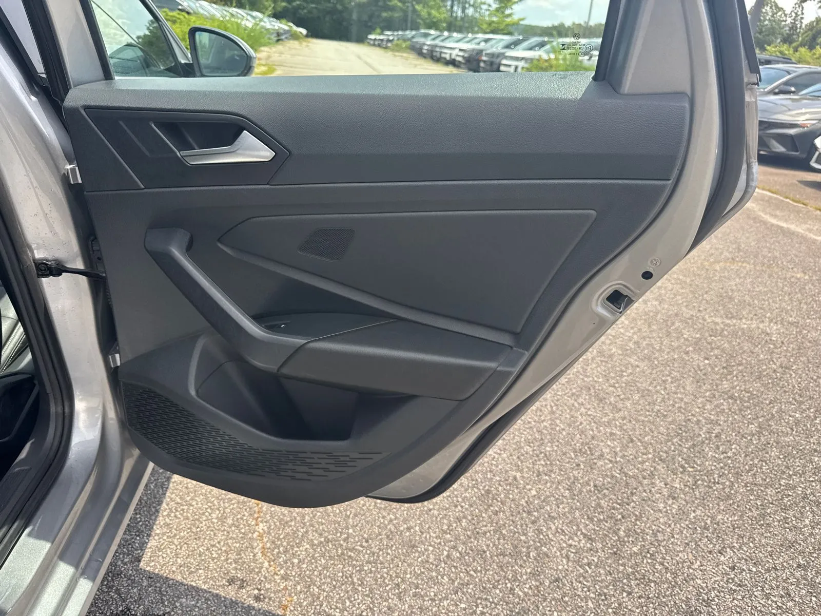 2024 Volkswagen Jetta SE - Photo 16