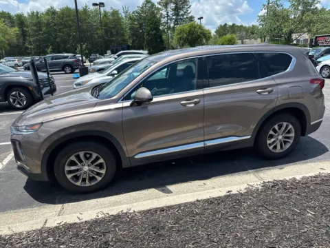 Photos of 2020 Hyundai Santa Fe SEL for sale in Lithia Springs, GA at ALM Hyundai West