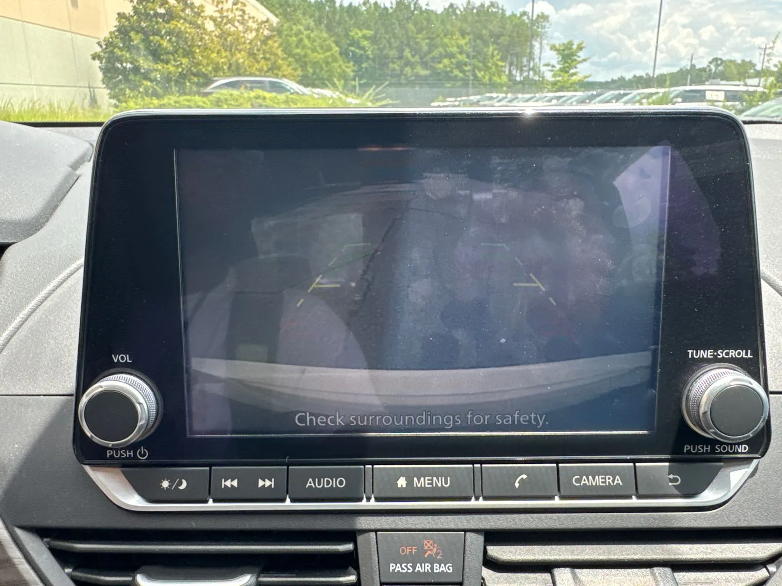 2025 Nissan Altima SV - Photo 29
