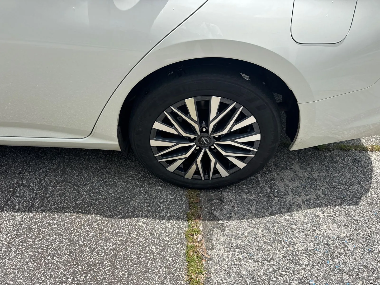 2025 Nissan Altima SV - Photo 19