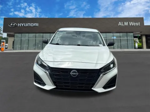Photos of 2025 Nissan Altima 2.5 SV for sale in Lithia Springs, GA at ALM Hyundai West