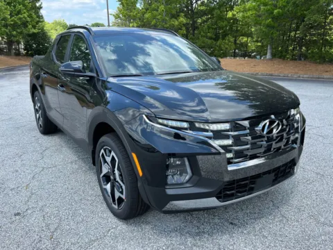 More photos of 2024 Hyundai Santa Cruz Limited at ALM Hyundai West, GA