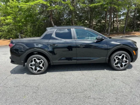 More photos of 2024 Hyundai Santa Cruz Limited at ALM Hyundai West, GA