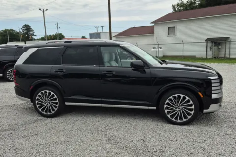 More photos of 2026 Hyundai Palisade Hybrid Calligraphy at ALM Hyundai West, GA