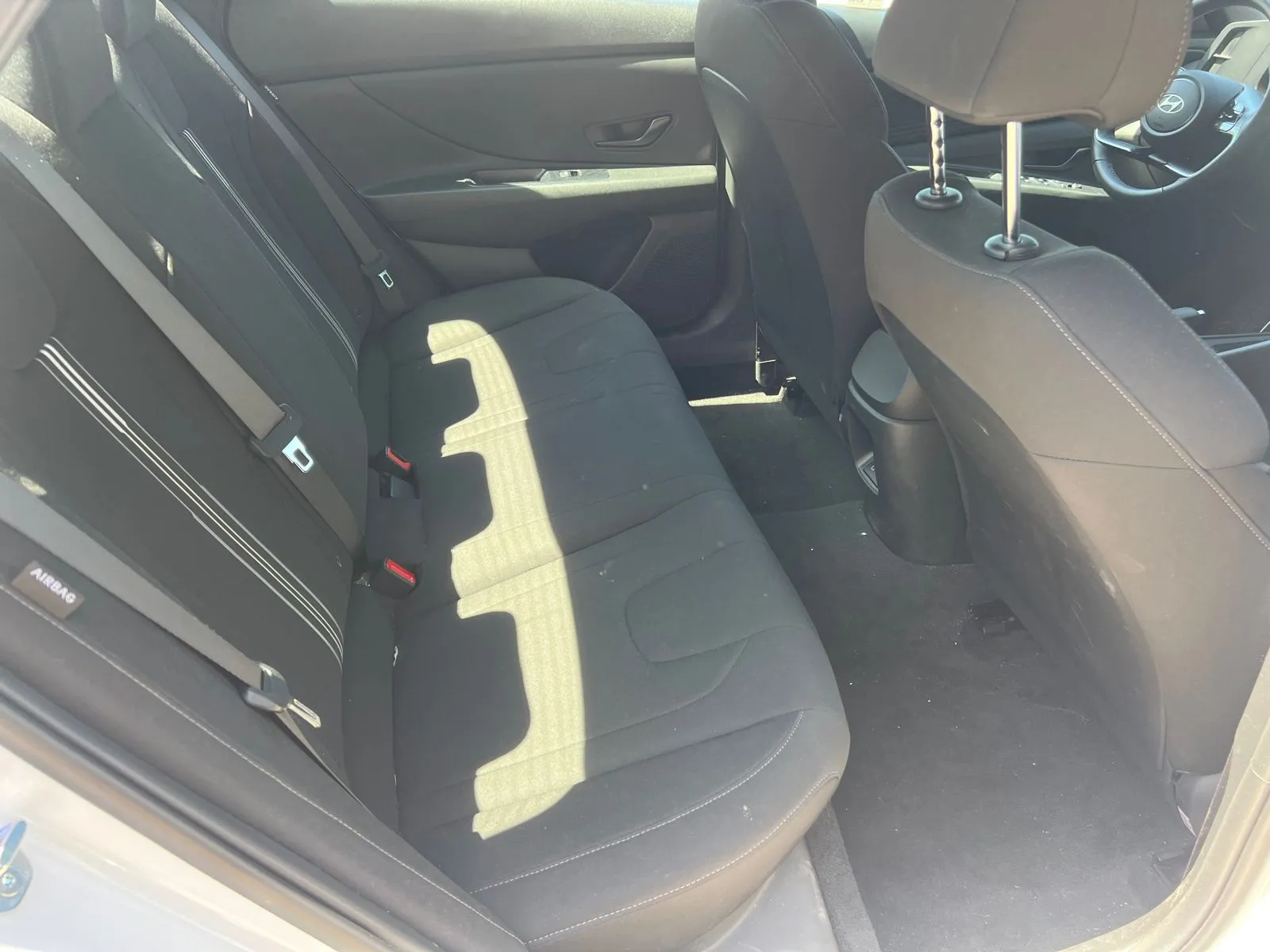 2025 Hyundai Elantra SEL - Photo 14