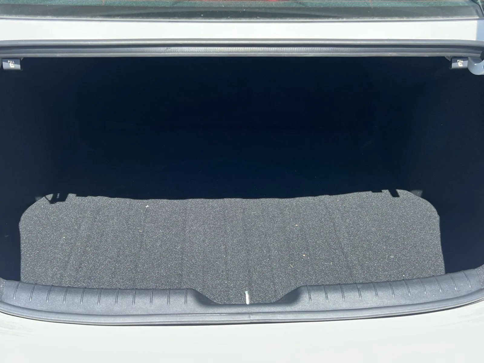 2025 Hyundai Elantra SEL - Photo 16